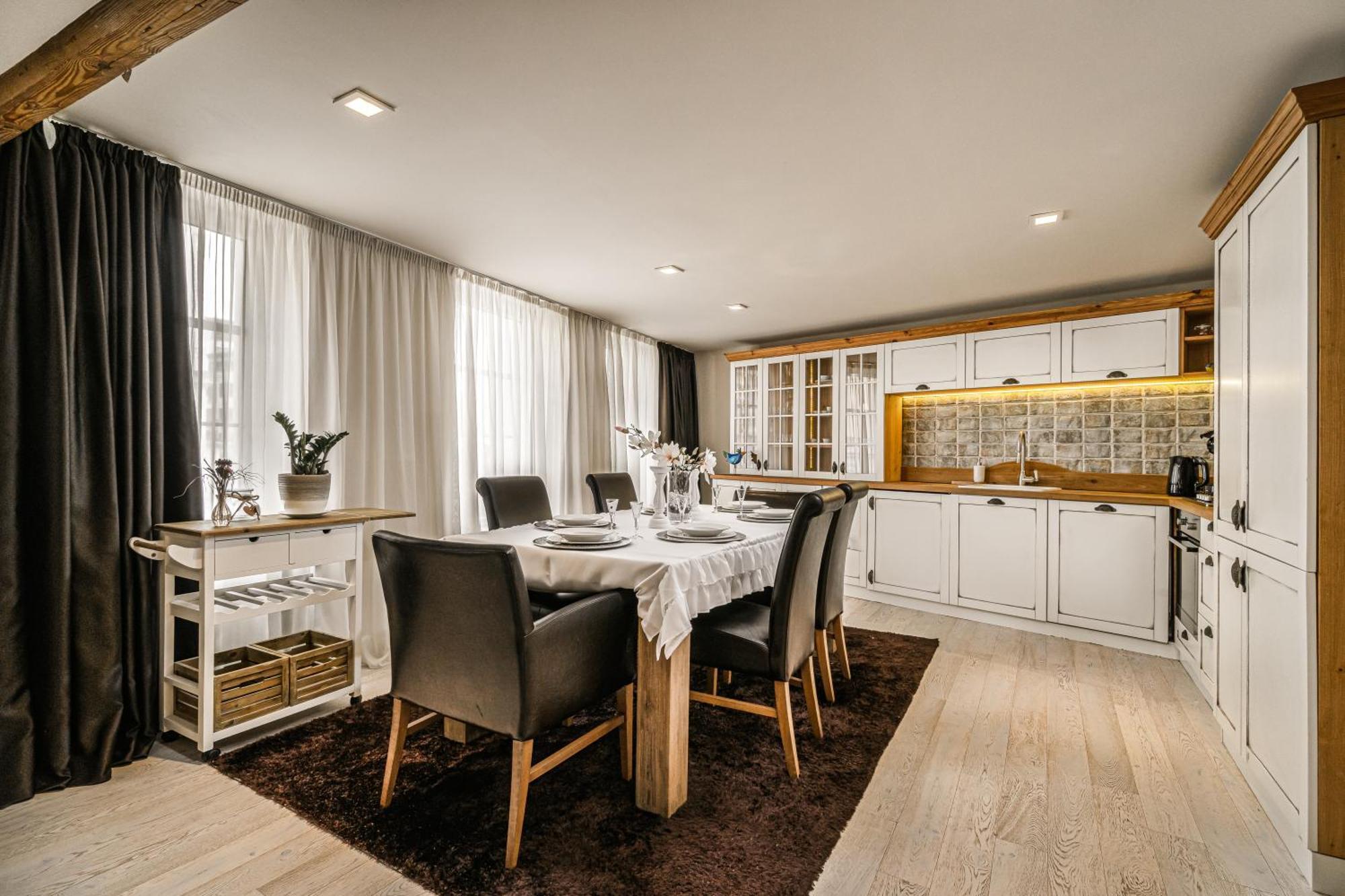 Appartamento Luxurious And Royal In The Old Town