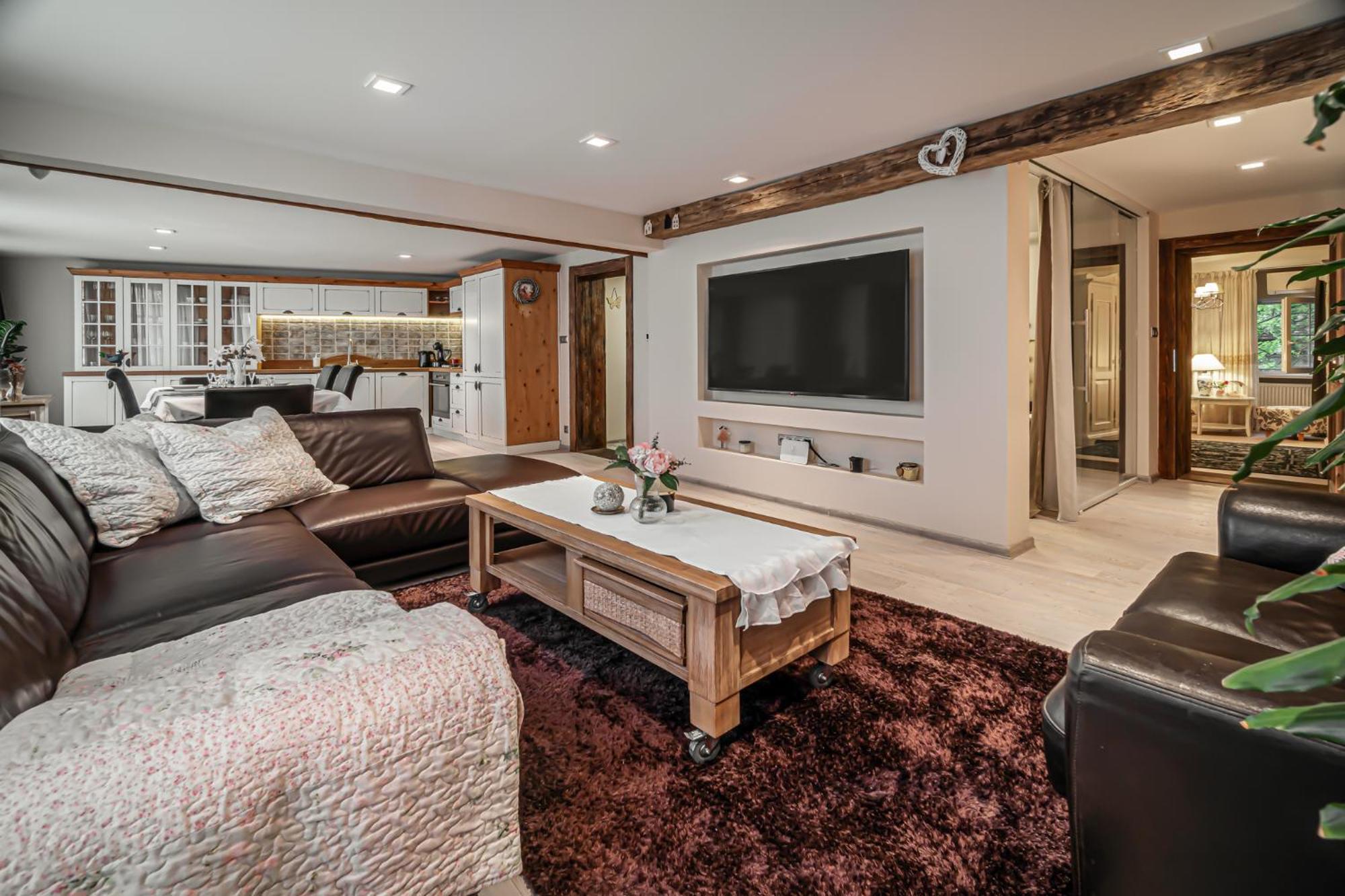Appartamento Luxurious And Royal In The Old Town Bratislava